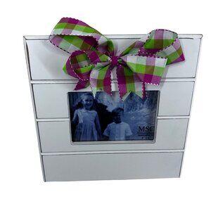 MSC Mainstreet Collection 4" x 6" Shiplap with Green, Pink and White Bow
